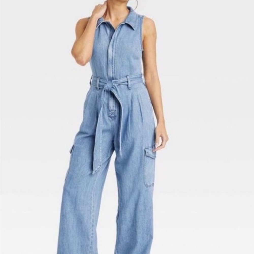 Universal Thread Light Blue Denim Overalls